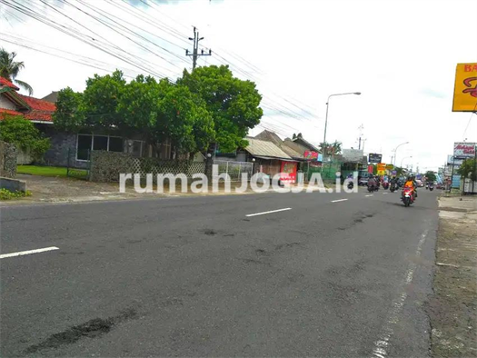 Image Property Dijual Tanah di Jl. Kaliurang, LD 8 Meter, Zona Kuning