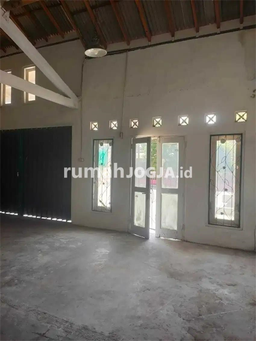 Image Property DI SEWAKAN RUMAH SEDERHANA COCOK UNTUK HUNIAN DI HARJOBINANGUN