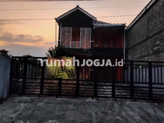 Image Property Disewakan rumah 2 lantai di seputaran barat terminal Jombor 