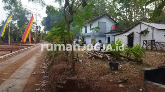Image Property Rumah 2 lantai  dan 1 rumah produksi