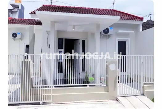 Image Property Disewakan rumah di concat 3 kt 1 km . Bulanan n mingguan