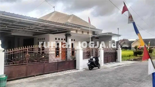 Image Property Rumah luas di timur suciati gito gati sleman