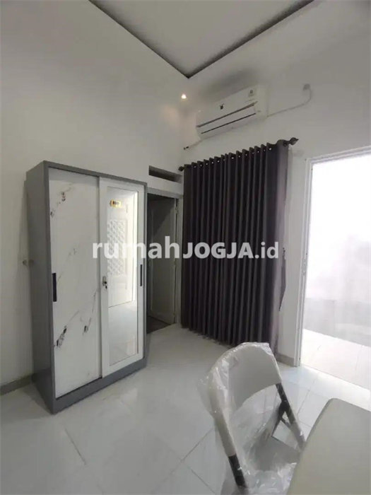 Image Property Kost putri depan pas uii concat