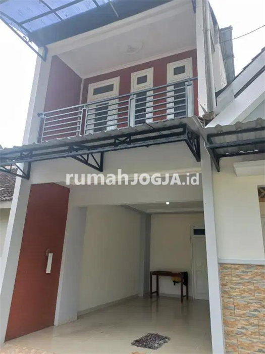 Image Property Disewakan Rumah 2 lantai view sawah di godean