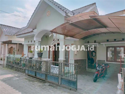 Image Property Rumah di perumahan banyuraden gamping