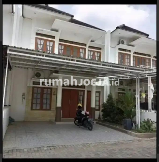 Image Property disewakan rumah full furnished di perumahan royal mansion Jokja