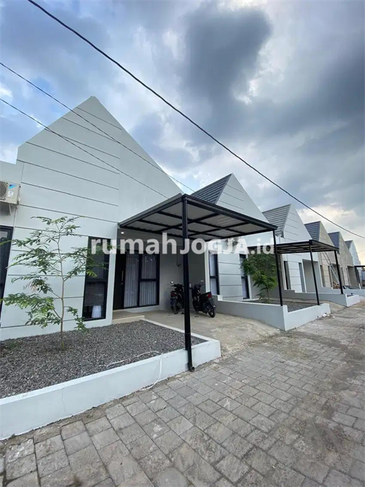 Image Property Info Rumah Dekat Kampus UII, 500 Jt, SHM
