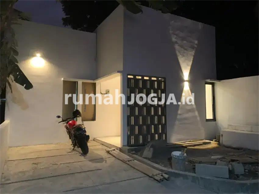 Image Property Rumah Baru SIAP HUNI. MILIK SENDIRI. dkt Ringin Cebongan Mlati Sleman