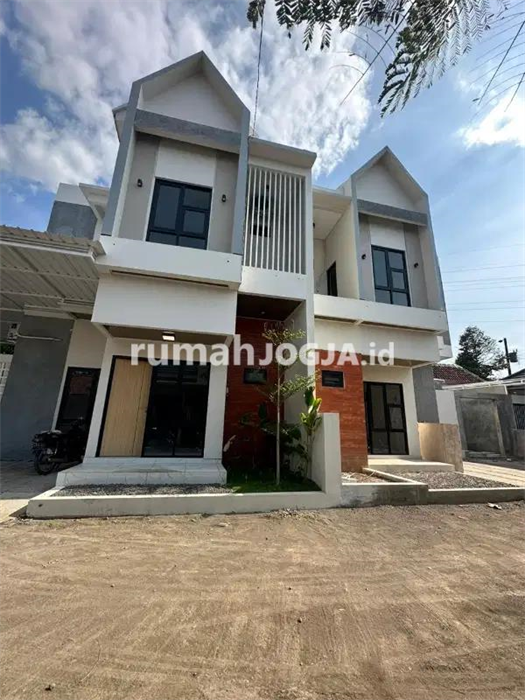 Image Property Hanya 1 Menit Ke Ringroad Selatan Rumah 2 Lantai All In Pajak SHM