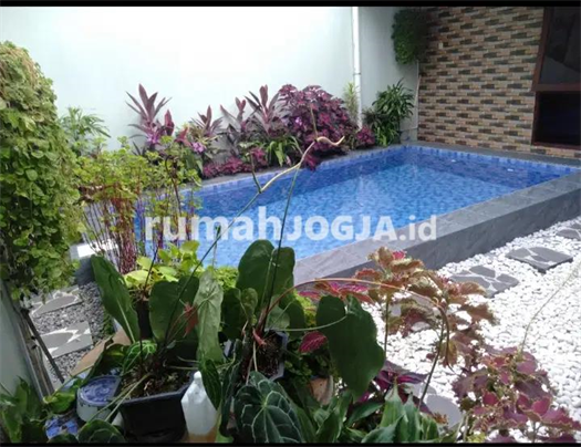 Image Property Private Pool Homestay Utara UII EKONOMI