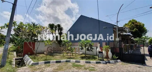 Image Property Cluster Perum GitaAsri Berdampiangan Pengadilan Agama Wates Dekat NYIA