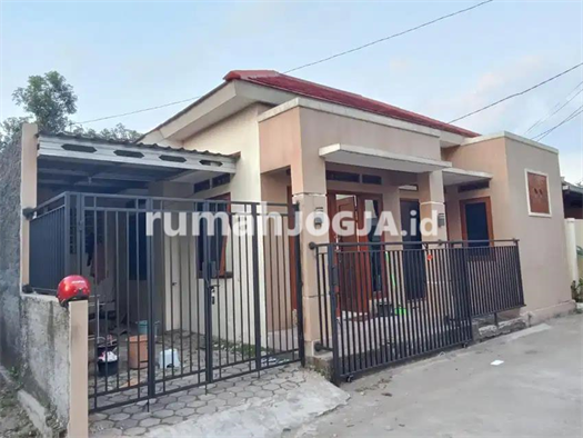 Image Property Rumah Cantik di Dekat Lava Bantal Sleman Yogyakarta  RSH 4917