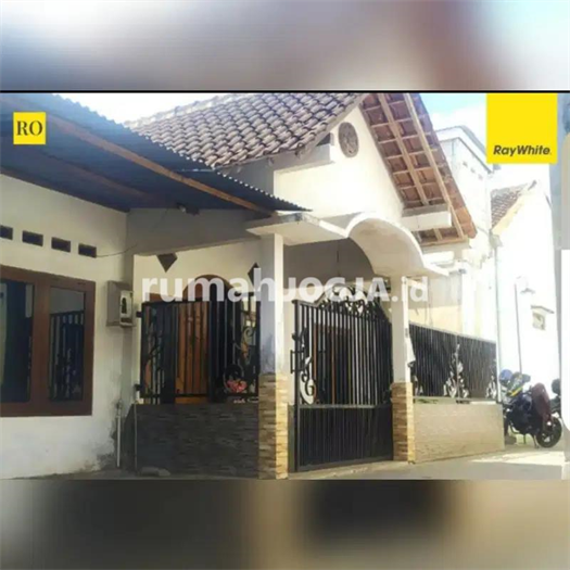 Image Property disewakan rumah 1 km pasar  gamping