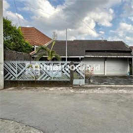 Image Properti Terbaru Dijual Cepat Rumah Besar Nyaman Dijln Kaliurang Km.7 Dekat Ugm