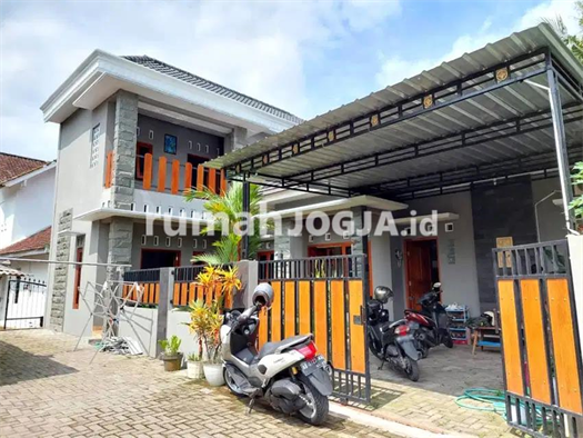 Image Property Rumah 2 Lantai Luas dekat Jalan Godean Km 9,5