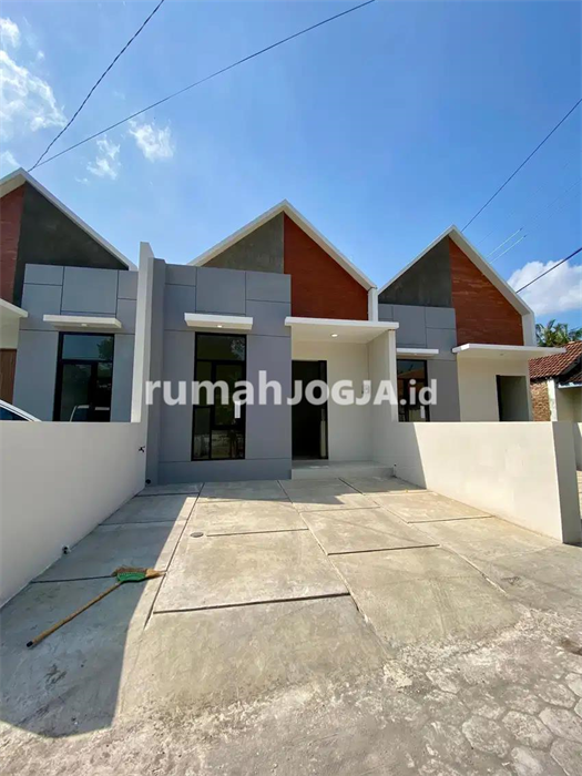 Image Property 498 Juta NEGO SIAP HUNI Lok. Sidoluhur dkt Pasar Godean SHM PBG Ready