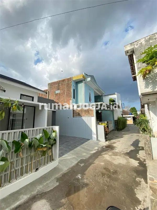 Image Property rumah cantik siap huni jalan Godean km 7