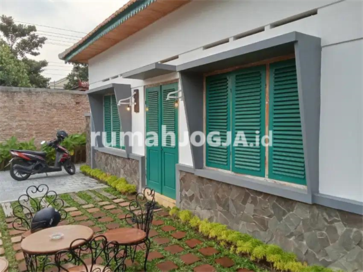 Image Property Rumah kolonial (rumah jaman dulu)